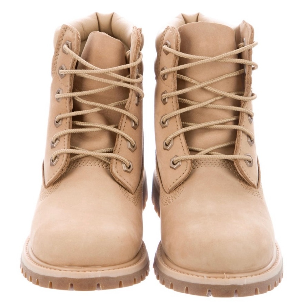 Waterproof Timberland Boots (Size 6)